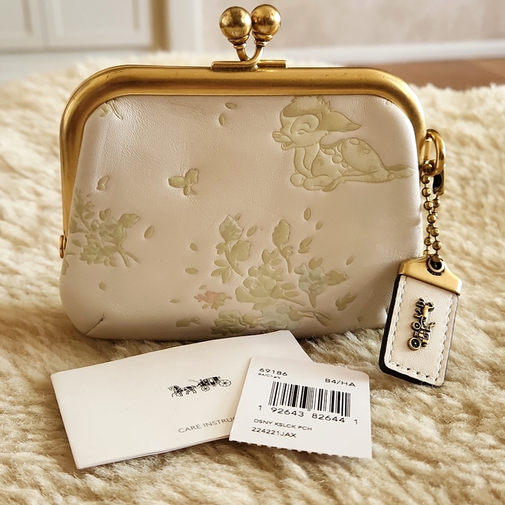 Adorable NWT Coach Disney X Bambi Kisslock Wallet ๐ค๐ฆ๐ฉท - Picture 1 of 16
